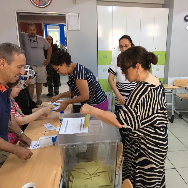 Sezen Aksu: Başıma bir iş gelmeyecek değil mi