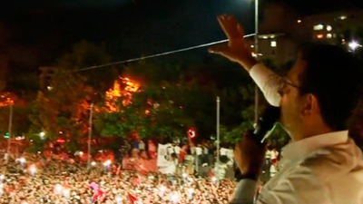 İmamoğlu Beylikdüzü'nde seçmenleriyle buluştu