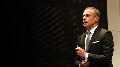 "Türkiye'deki sıkıntı eğitim"