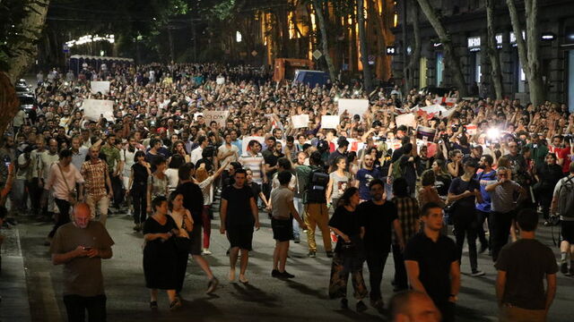 Gürcistan'da protestolar 3. gününde