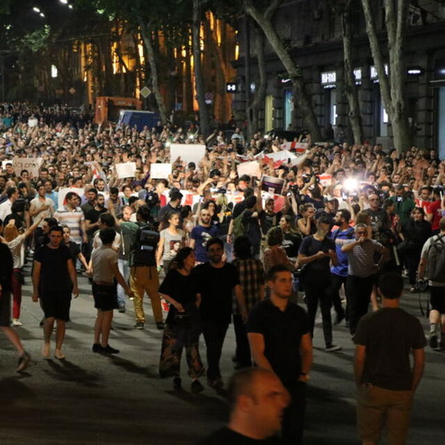 Gürcistan'da protestolar 3. gününde