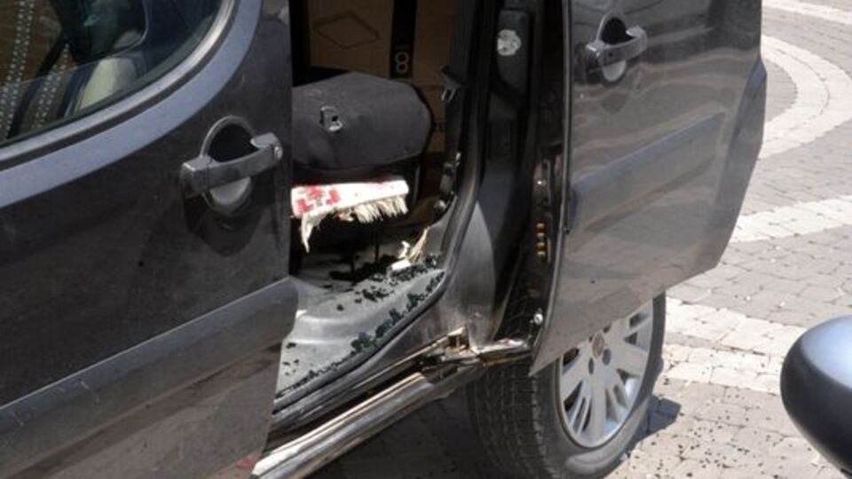 Polisle çatışan hırsızlık zanlıları serbest kaldı