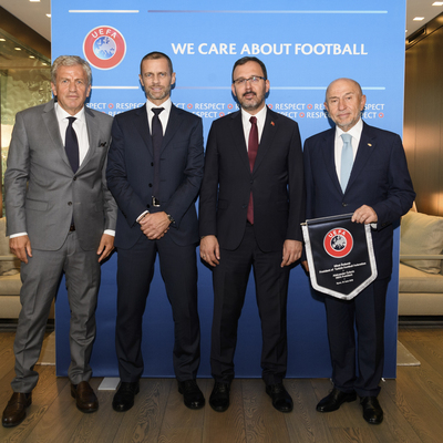 Kasapoğlu ve Özdemir'den Ceferin'e ziyaret