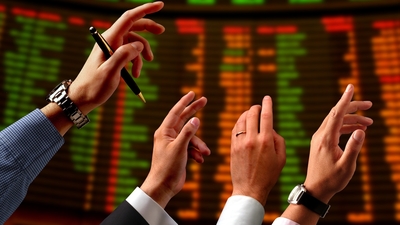 Türkiye'nin 'riski' seçimle düştü