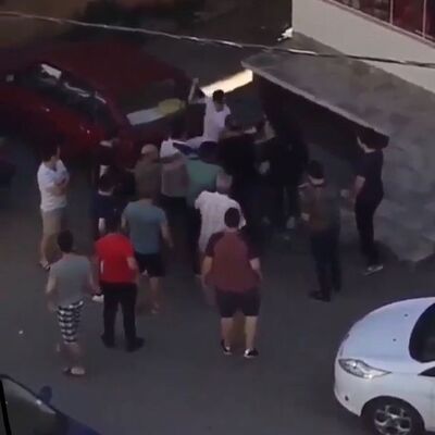 Tacizciyi linçten polis kurtardı