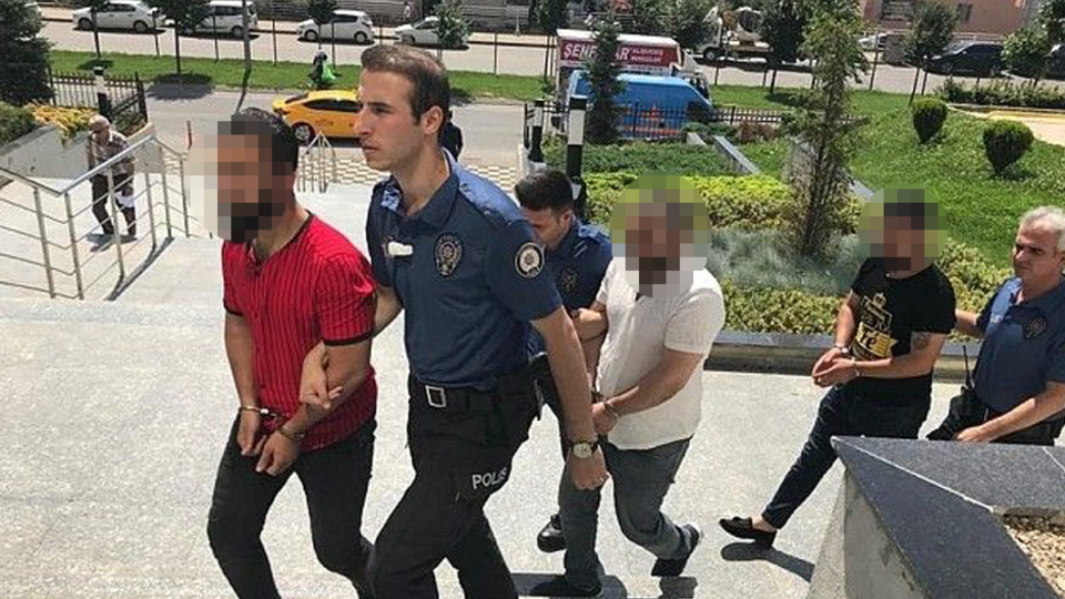 Kadın polislere sözlü taciz!