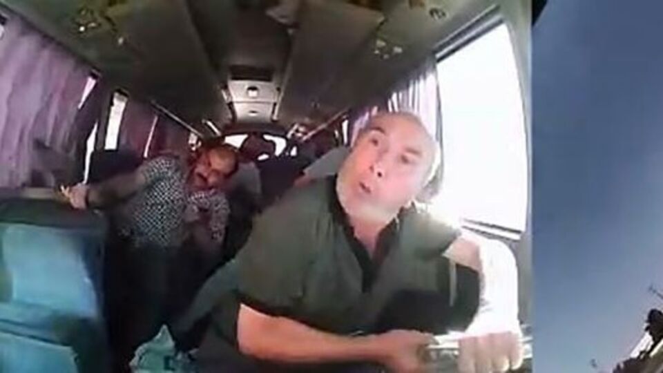 Dehşete düşüren kaza anı! Şoför kaçamayınca...