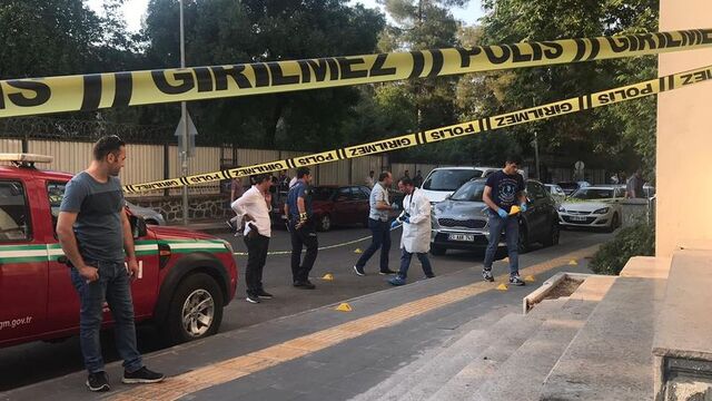 Diyarbakır'da silahlı saldırı