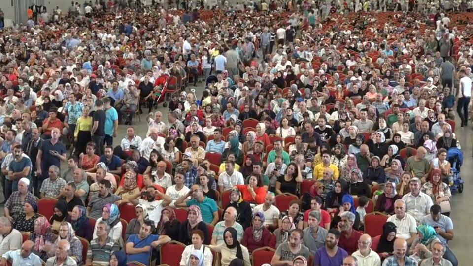 TOKİ İstanbul kura çekilişi başladı