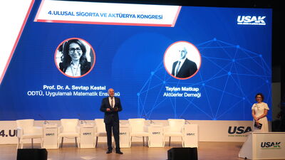 800 kişilik dev kongre