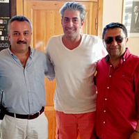 Ünlü oyuncu Alaçatı Polis Merkezini ziyaret etti