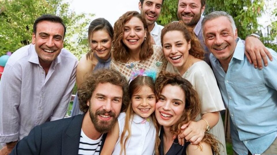 Benim Tatlı Yalanım dizisi oyuncuları kimler?