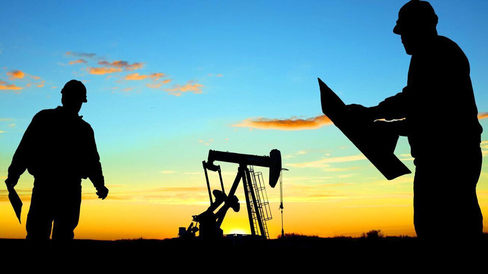 ABD'nin ham petrol stokları azaldı