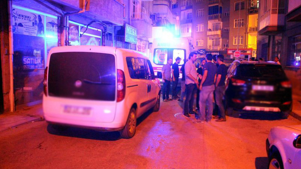 Silahlı kavgada 2 kardeş öldürüldü