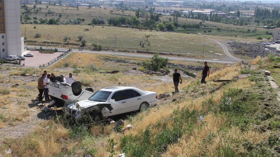 Takip edip çarptı, silahla öldürdü!