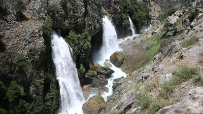 7 şelaleden oluşuyor... Büyüleyen güzellik!