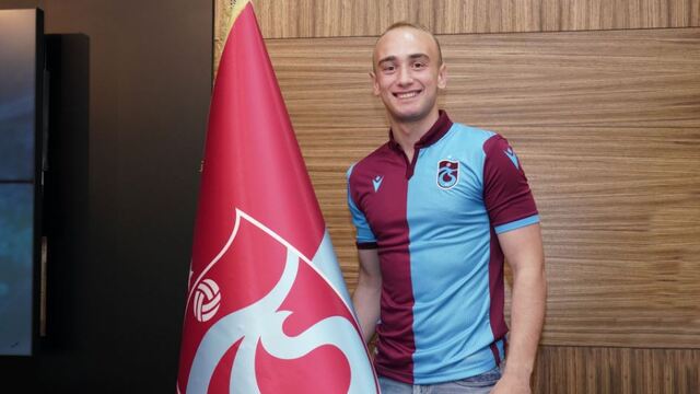 Trabzonspor transferi KAP'a bildirdi!