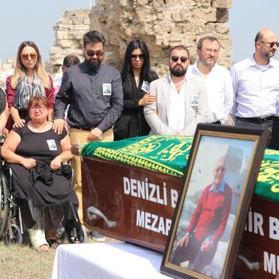 İşadamı Esat Sivri antik kentte uğurlandı