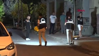 Sultangazi'de silahlı saldırı! Yaralılar var