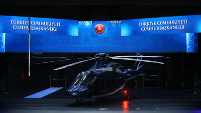 Ve ilk uçuşunu yaptı