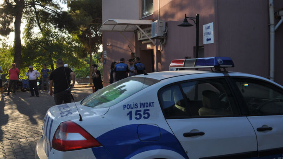 Çanakkale'de bıçaklı kavga