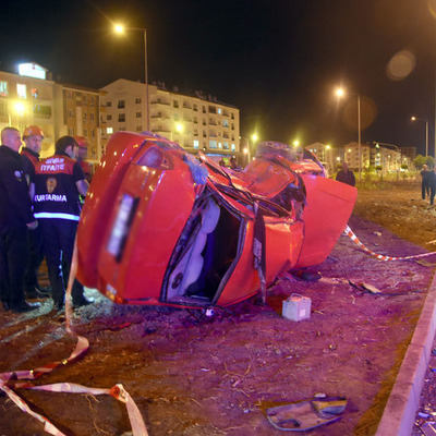Düğün konvoyunda facia: 1 ölü, 3 yaralı