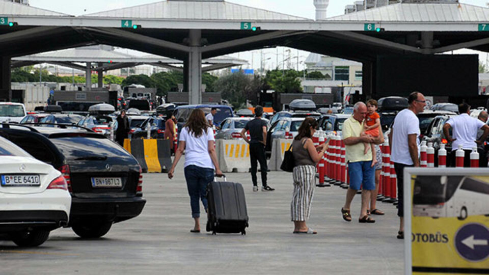 Kapıkule'de gurbetçi akını