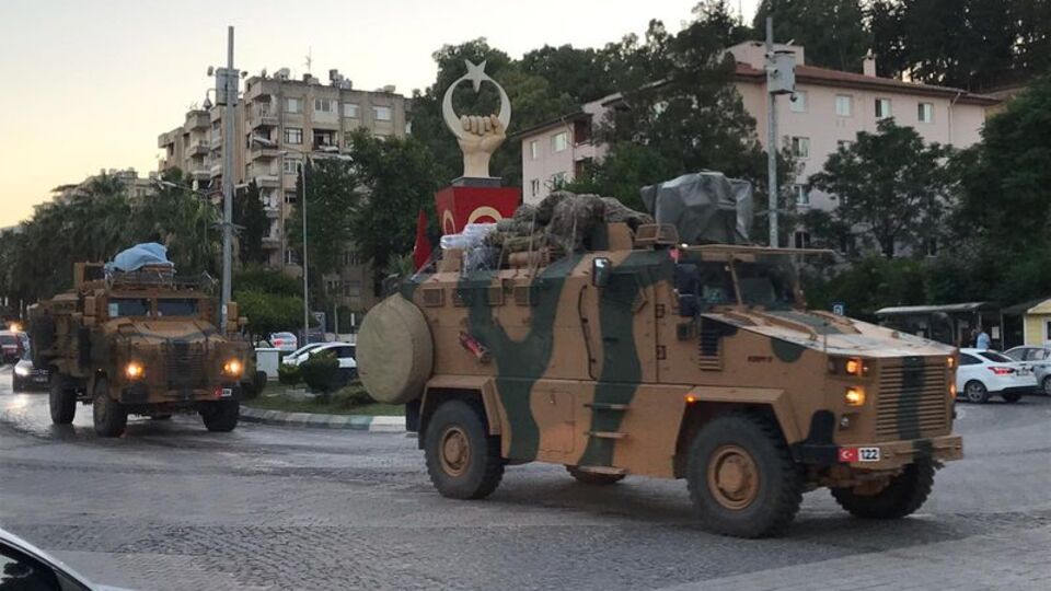 Hatay-Suriye sınırına askeri sevkiyat