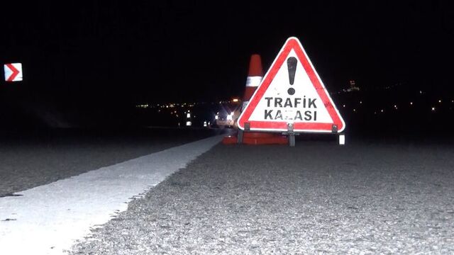 Otomobil motosikletle çarpıştı: 1 ölü, 1 yaralı