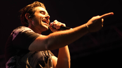 Sivrihisar'da hayranlarıyla buluştu