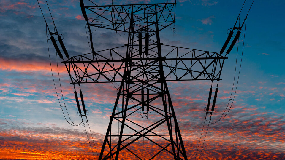 Lisanslı elektrik üretimi nisanda arttı