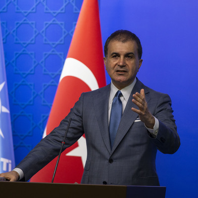 Çelik'ten alıkonulan Türk vatandaşları hakkında açıklama!