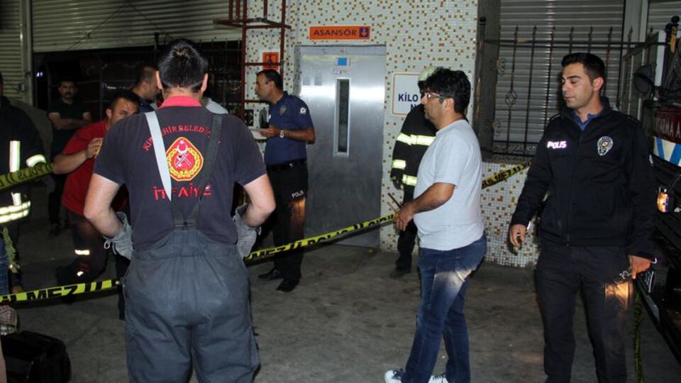 Kırşehir'de asansörde sıkışan çocuk hayatını kaybetti