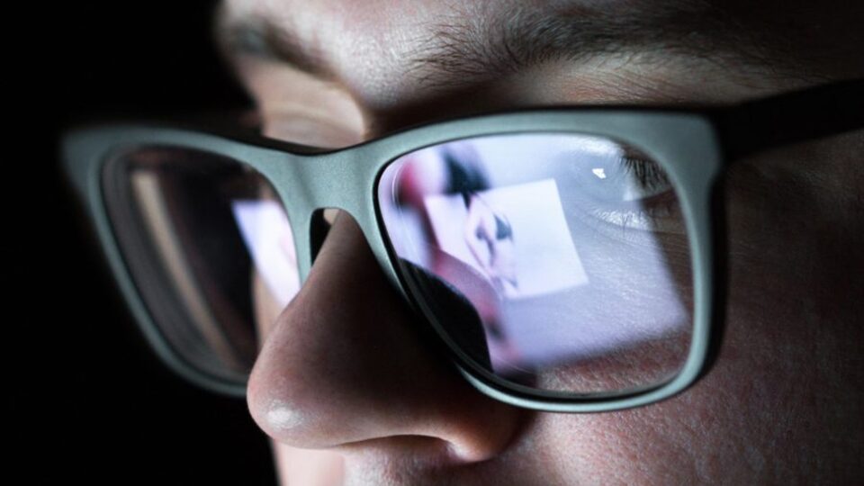 Skandal uygulamanın fişi çekildi!