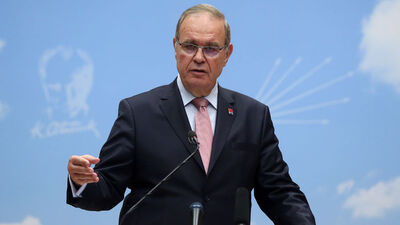 CHP'li Öztrak: Cumhurbaşkanı tarafsız olmalı