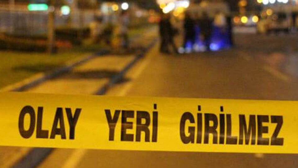 Asansör boşluğuna düşen genç ağır yaralandı