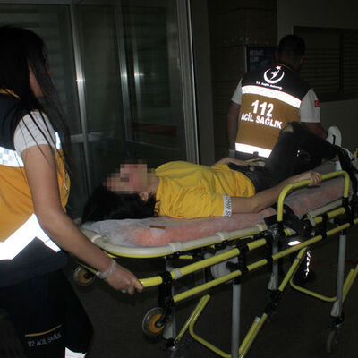 Lise önünde genç kızdan bıçaklı dehşet