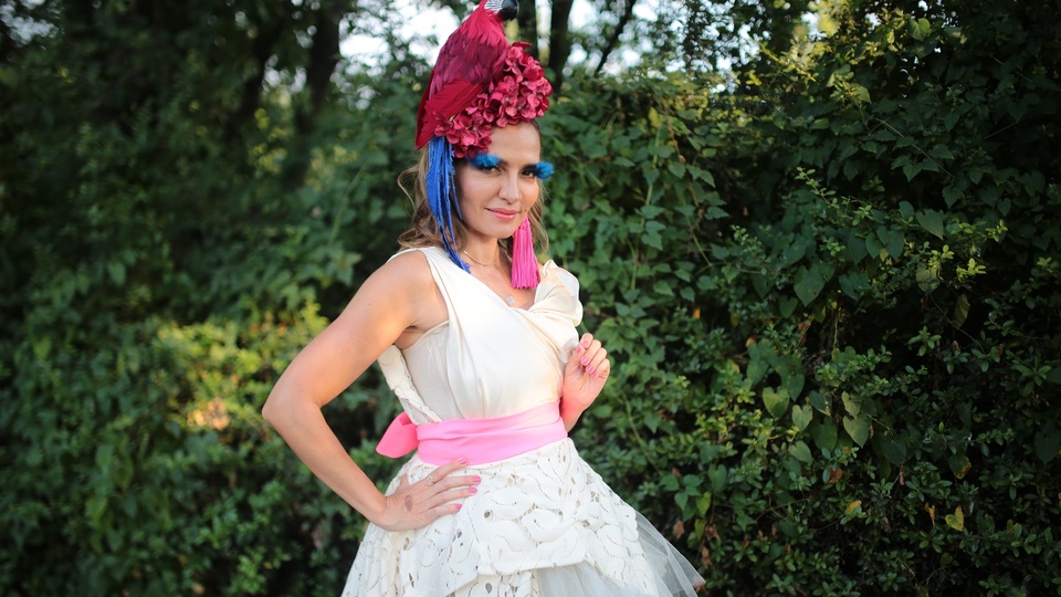 İki yıl sonra setlere döndü