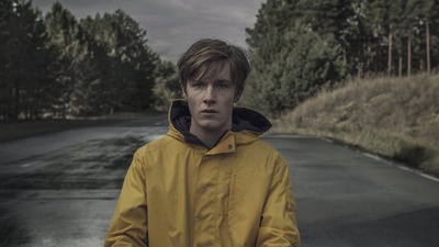 Dark dizisinde Erol Evgin sürprizi