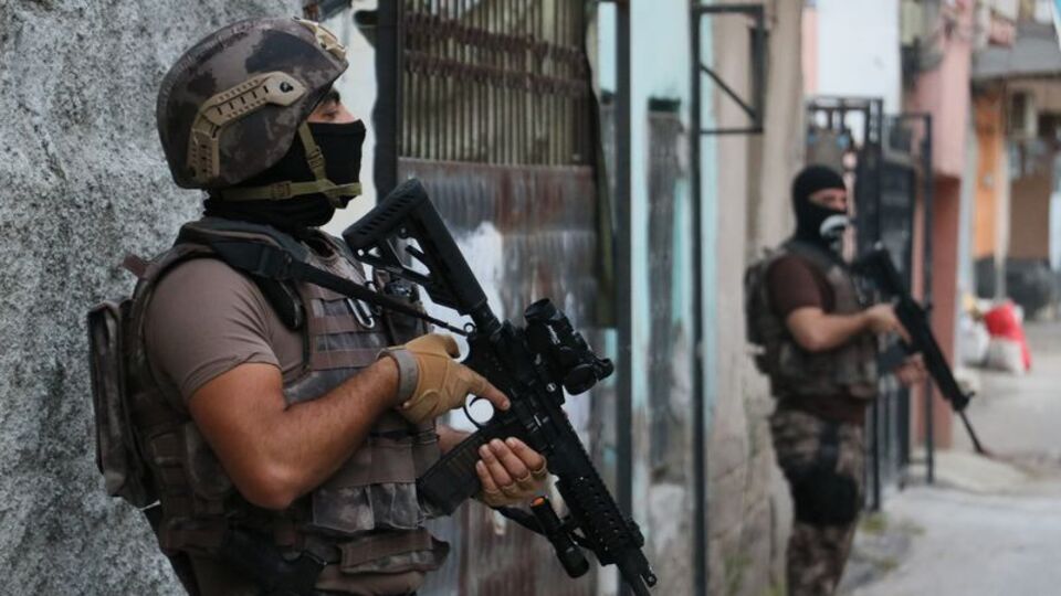 Adana'da DEAŞ operasyonu: 6 gözaltı