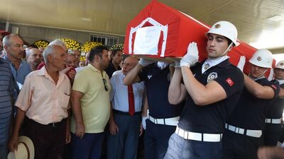 CHP'li Bakşık törenle son yolculuğuna uğurlandı