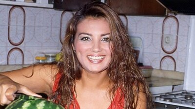 Bahar Öztan kimdir?