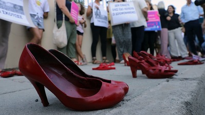 Seri katil cinayetlerine protesto!