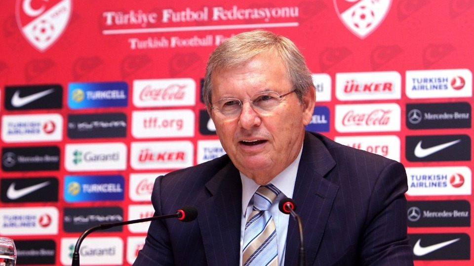 Zekeriya Alp kimdir?