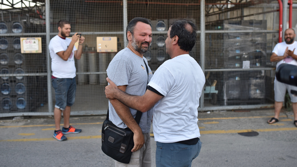 Ali Sunal'ı ağlattılar