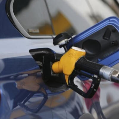 Benzin fiyatlarında indirim