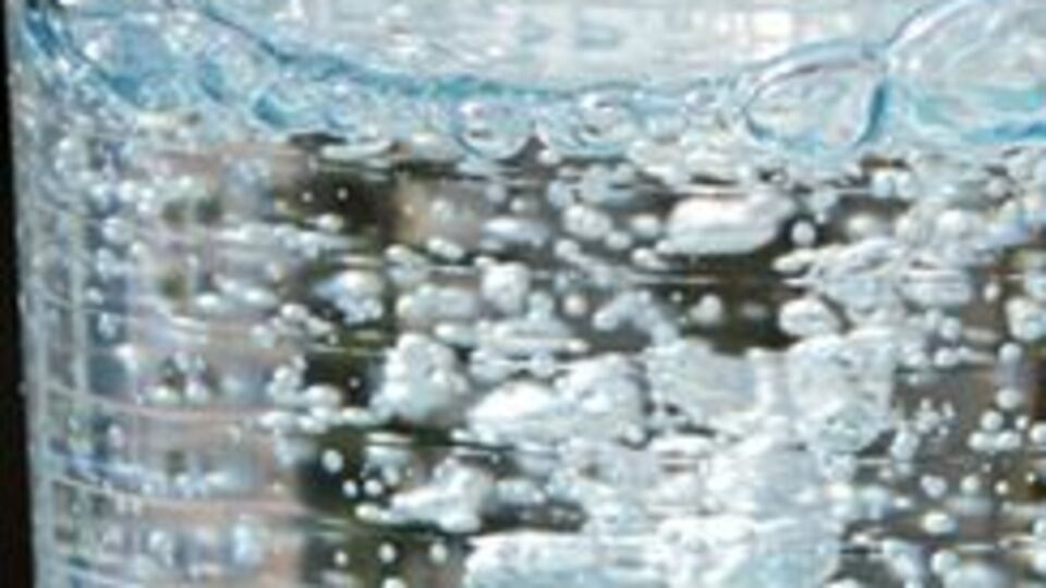 Maden suyu kullanarak kozmetik ürettiler