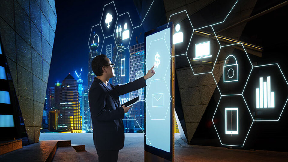 Türkiye'den sonra Singapur'da da şirket aldı