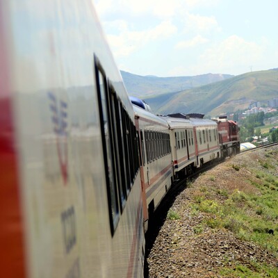 Efsane yeniden raylarda!