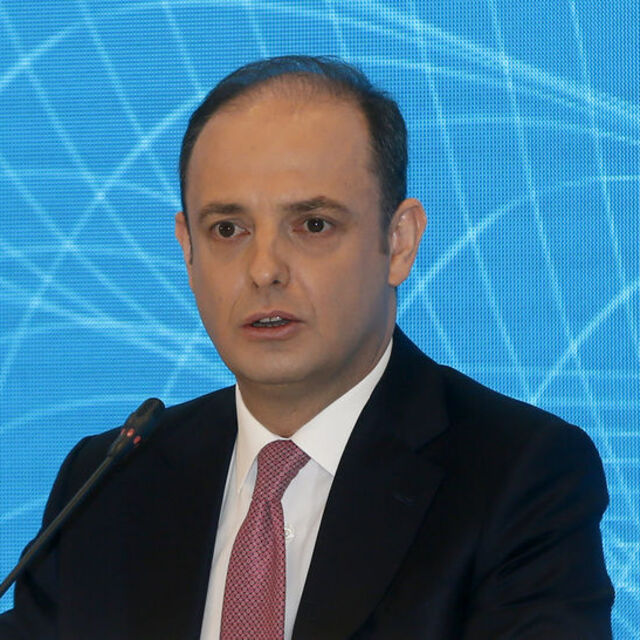 Murat Çetinkaya kimdir?
